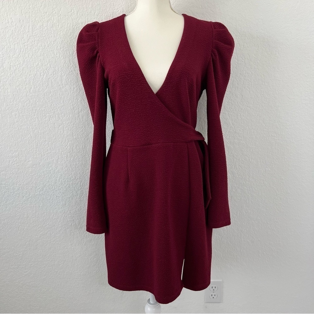 MINKPINK‎ Textured Puff Sleeve Dress